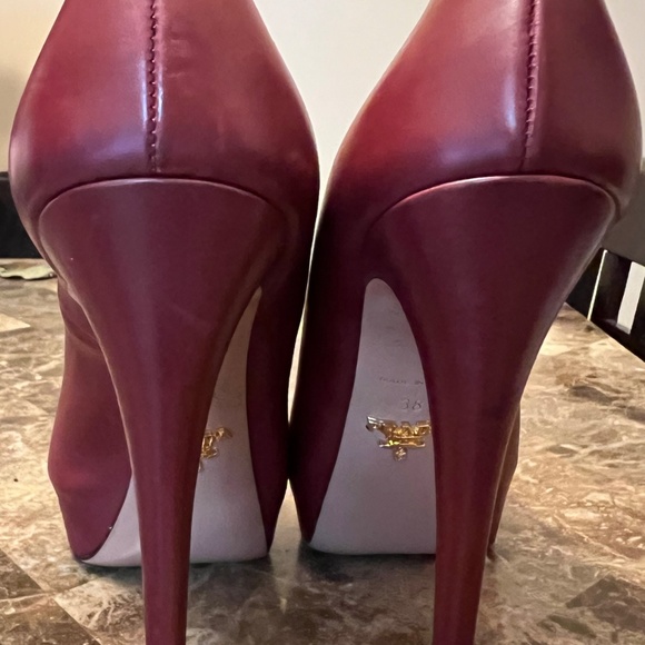 Prada Platform Pumps - Women's 38 - Picture 4 of 8